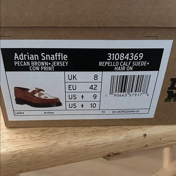 Dr. Martens Brown and White Flats - Picture 6 of 6